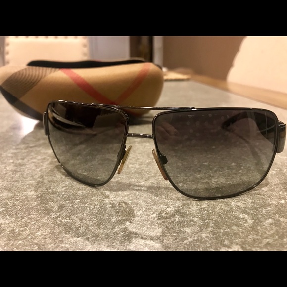 Burberry Accessories - Authentic Burberry Unisex Aviator Sunglasses